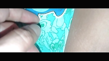 xxx desi mi amiga me excita cuando estamos solos en casa juego con su coño