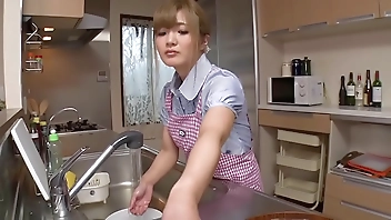 義父の種付け夜這いに途方もなく感じてしまいました 出演 青山はな 1