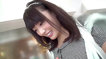 募集ちゃん 006 まお 21歳 お弁当屋の工場勤務 ブラから零れ落ちそうなくらい大きなFカップ乳。艶やかな生足にパンティーを脱げば、ぷにぷにのおま◯こ。彼女は恥ずかしそうにま◯こを広げてくれた。何度も何度も訪れる絶頂。彼女は果てた。https://bit.ly/3ItAbUk