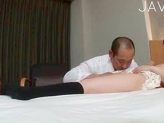 Deep dicking a mature beauty's love hole in Tokyo XXX