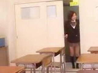 Fucking Nippon Girl Maaya Gets Pounded on First Day at Tokyo School